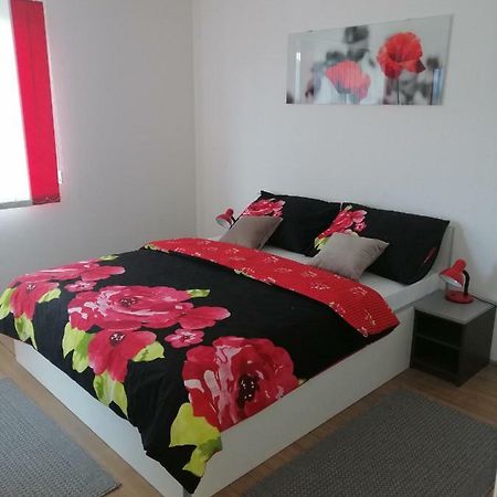 Cosy Apartment Road A6 Fužine Eksteriør bilde