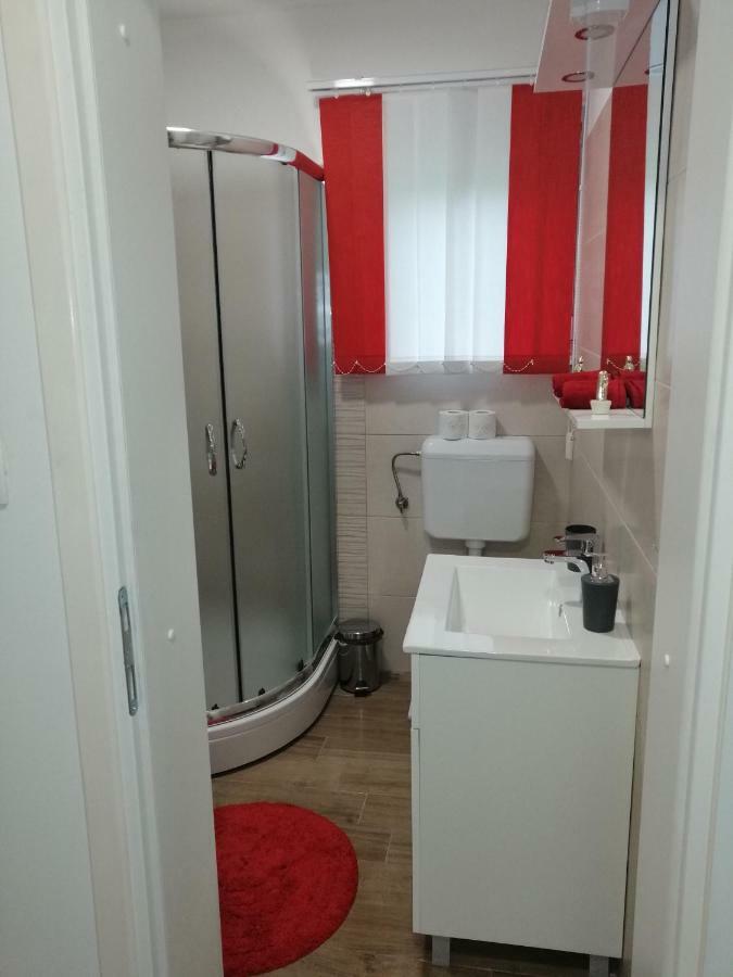 Cosy Apartment Road A6 Fužine Eksteriør bilde