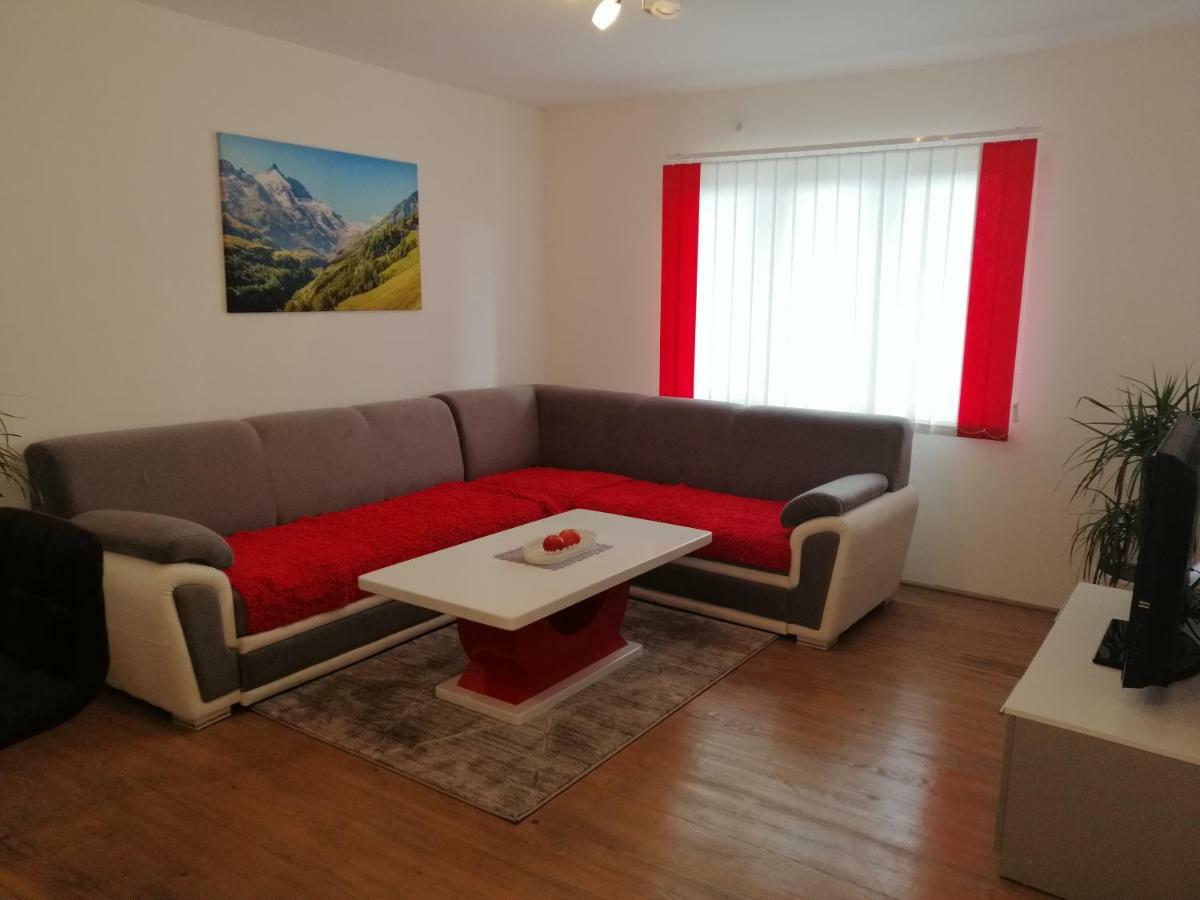 Cosy Apartment Road A6 Fužine Eksteriør bilde